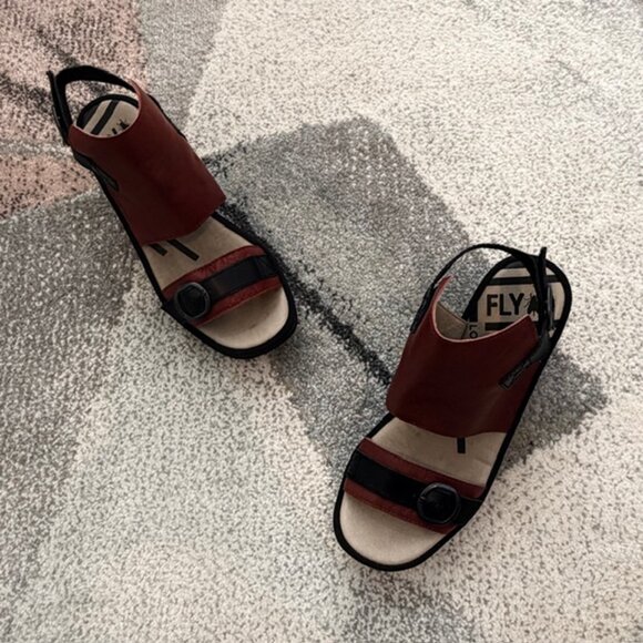 Fly London $218 Womens 38 US 7.5-8 Black Red Chunky Comfort Wedges Sandals Shoes - Picture 2 of 16